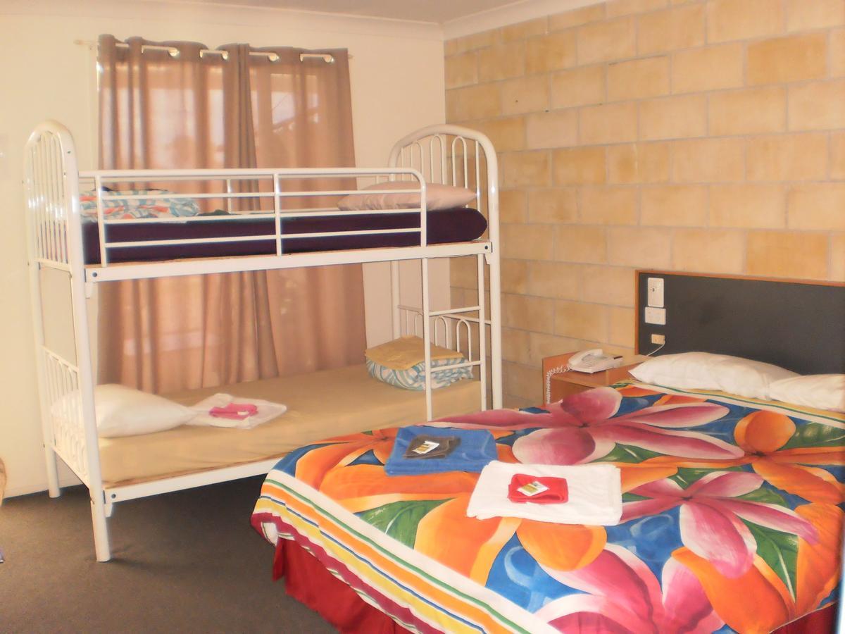 Country View Motel Ilbilbie 外观 照片